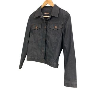 Sessun M NWOT dark blue denim “Tosca”
Jean Jacket with Modern Design- stiffer